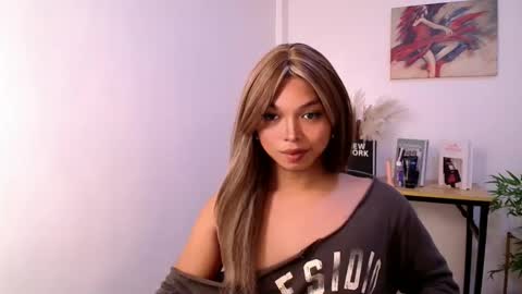 Snapshot of lianna_fox69 chatting on June 2026 09:43:02 PM CALL ME LIANNA online show from June 2026 09:43:02 PM