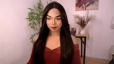 CALL ME LIANNA online show from June 2026 07:01:01 PM