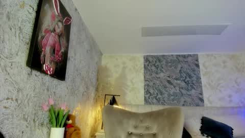 Lian online show from January 2026 08:00:01 PM