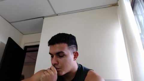 Liamstonne online show from March 2026 08:04:01 PM