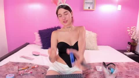 liapinket online show from April 2026 01:33:02 PM