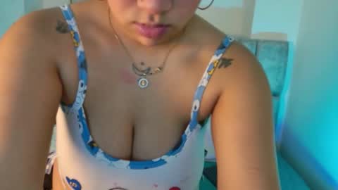 liarabloom online show from October 2025 12:37:02 PM