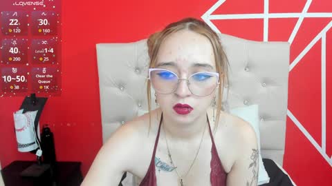 Lia Roberts online show from December 2024 03:13:02 PM