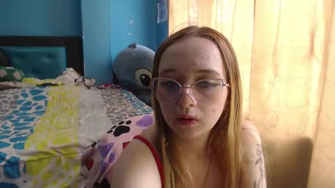 Lia Roberts online show from February 2025 03:08:02 PM