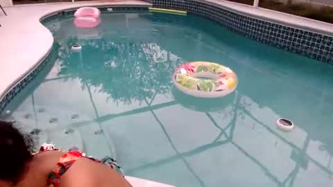 liatalian online show from March 2026 07:53:01 PM