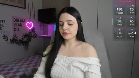 Lia online show from November 2025 02:39:01 PM