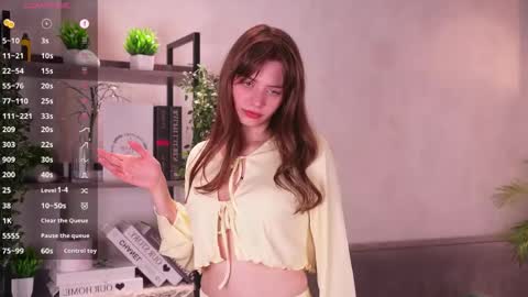 Snapshot of libbienoffsinger chatting on May 2026 01:23:02 AM Ada online show from May 2026 01:23:02 AM