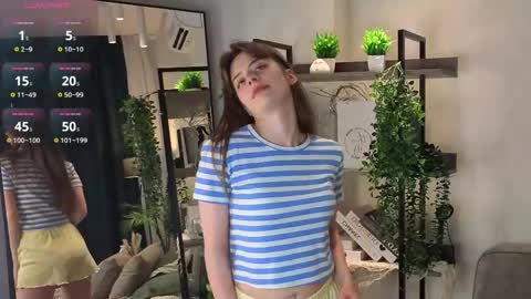 Snapshot of libbienoffsinger chatting on June 2026 01:17:01 AM Ada online show from June 2026 01:17:01 AM