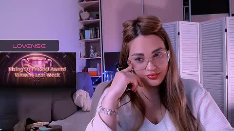 libra_mia online show from January 2026 01:59:01 PM