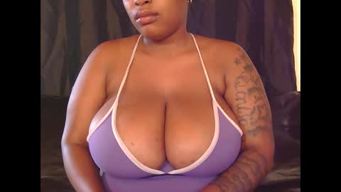 lickabletash98 online show from December 2024 06:21:02 AM