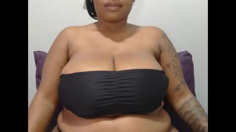 lickabletash98 online show from February 2025 12:05:02 PM