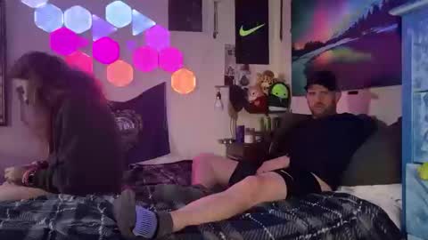 IM A BAD DAWGY WOOF WOOF online show from October 2025 05:00:01 PM