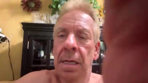 Snapshot of lickmysnowballs chatting on October 2025 08:11:02 AM lickmysnowballs online show from October 2025 08:11:02 AM