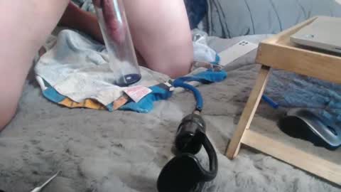 Snapshot of lickurlipz1 chatting on January 2025 06:39:01 PM lickurlipz1 online show from January 2025 06:39:01 PM