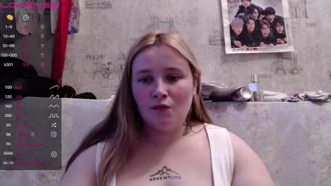 light_lunaa online show from November 2025 10:04:02 AM