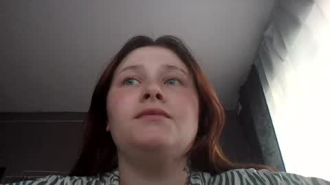 Snapshot of light_lunaa chatting on June 2026 02:15:01 PM light_lunaa online show from June 2026 02:15:01 PM