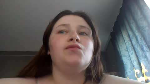Snapshot of light_lunaa chatting on June 2026 01:15:01 PM light_lunaa online show from June 2026 01:15:01 PM