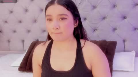 liiabloomm online show from May 2026 04:21:01 AM
