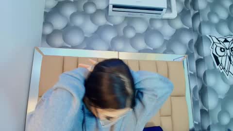 Miia online show from February 2026 07:01:02 PM