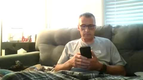 Snapshot of like2watchuwatchme chatting on October 2025 01:24:02 PM Like2watchuwatchme online show from October 2025 01:24:02 PM