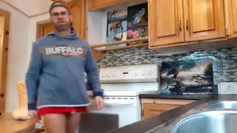 St pierre online show from December 2025 06:23:01 PM