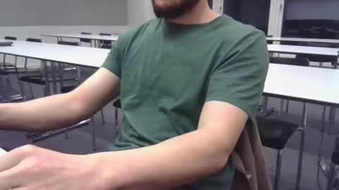 Snapshot of liketocum934 chatting on December 2024 05:01:02 PM liketocum934 online show from December 2024 05:01:02 PM