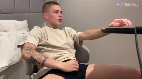 Addy online show from September 2025 08:25:01 PM