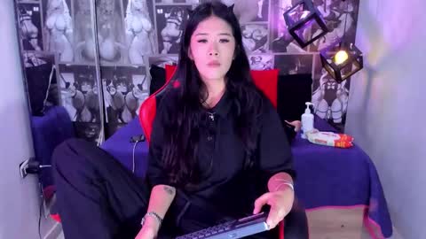 Snapshot of lil_cey chatting on September 2025 02:08:02 PM Lili Cey online show from September 2025 02:08:02 PM