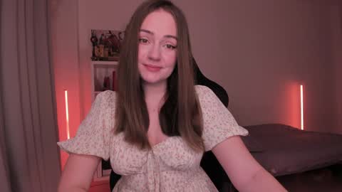 Snapshot of lil_happiness chatting on January 2025 06:10:02 PM for free registration 3 online show from January 2025 06:10:02 PM