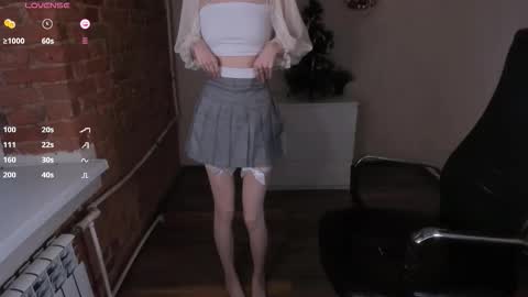 Snapshot of lil_melanie_ chatting on January 2026 11:45:02 AM Melanie Follow me online show from January 2026 11:45:02 AM