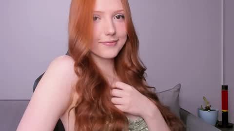 Snapshot of lil_pumpkinpie chatting on March 2025 07:52:01 AM Val online show from March 2025 07:52:01 AM