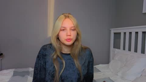 Emma online show from October 2025 10:16:02 AM