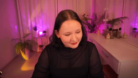 Snapshot of lila_hana chatting on October 2025 01:42:02 PM Lila online show from October 2025 01:42:02 PM