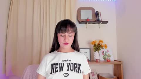 Lila  online show from November 2025 10:52:02 PM