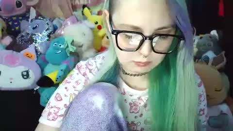 Snapshot of lilemmy1999 chatting on December 2024 04:49:02 PM emily ryanson online show from December 2024 04:49:02 PM