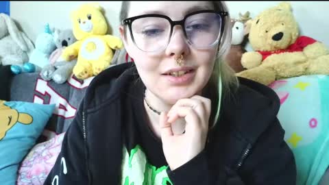 emily ryanson online show from April 2026 10:10:01 PM