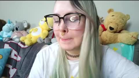 emily ryanson online show from April 2026 10:04:02 PM