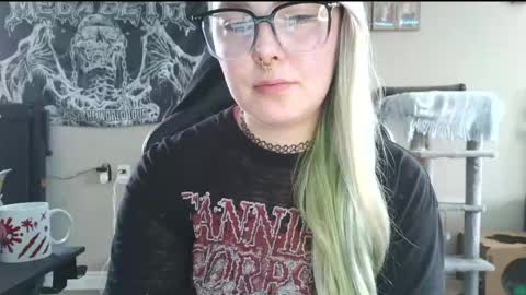 emily ryanson online show from April 2026 08:37:01 PM