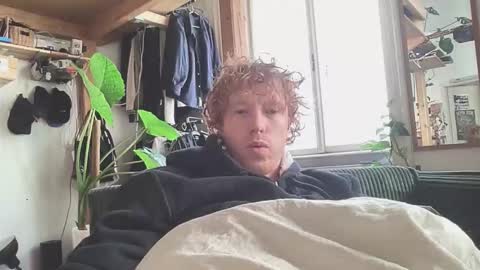 Snapshot of lilginge1 chatting on October 2025 01:44:01 PM lilginge1 online show from October 2025 01:44:01 PM