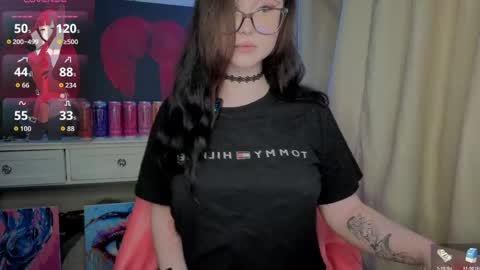 Nika and Lori online show from April 2026 01:16:01 PM