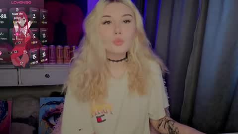 Snapshot of lilhornyprincess chatting on May 2026 11:28:01 AM Nika and Lori online show from May 2026 11:28:01 AM