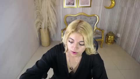 Lili online show from March 2025 06:08:01 AM