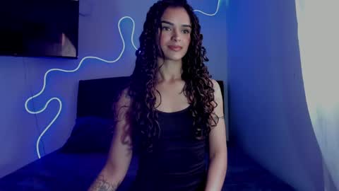 Snapshot of lili_evanss chatting on May 2026 06:16:02 PM lili_evanss online show from May 2026 06:16:02 PM