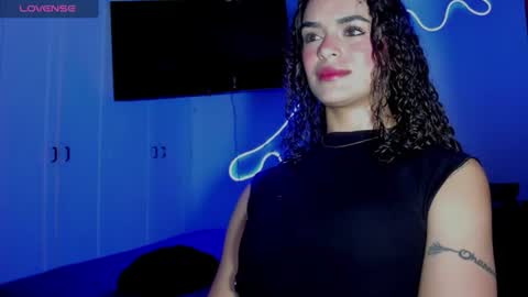 Snapshot of lili_evanss chatting on July 2026 03:53:02 PM lili_evanss online show from July 2026 03:53:02 PM