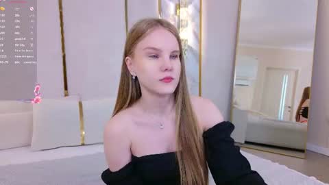 Snapshot of lili_lohan chatting on August 2026 05:12:01 AM lili_lohan online show from August 2026 05:12:01 AM