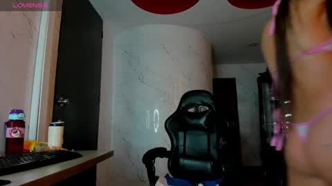 lili_mint_tf online show from March 2026 03:45:02 AM