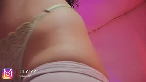 Lili online show from February 2026 04:07:02 PM