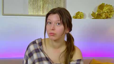 Snapshot of liliabianca chatting on February 2026 06:40:02 AM Mia online show from February 2026 06:40:02 AM