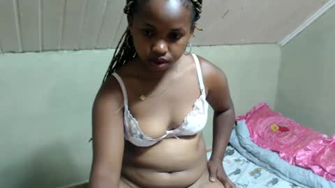 Snapshot of liliahsexie chatting on January 2025 10:37:01 PM liliah online show from January 2025 10:37:01 PM