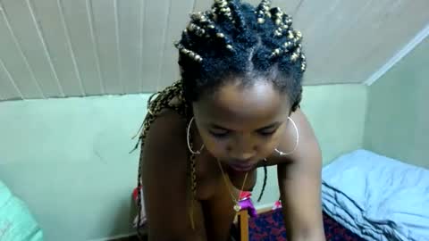 Snapshot of liliahsexie chatting on February 2025 03:50:02 PM liliah online show from February 2025 03:50:02 PM